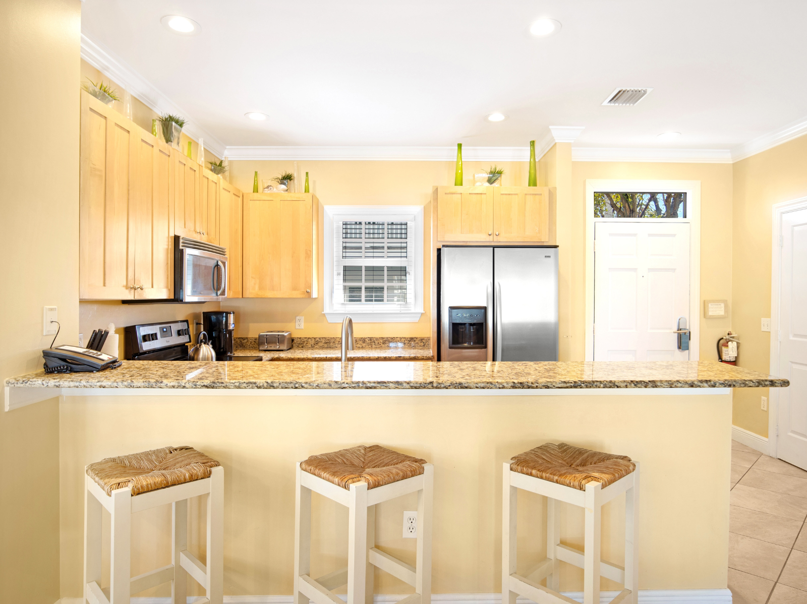 villa kitchen view